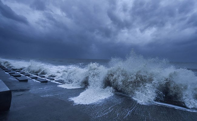 Cyclone Yaas: बंगाल के बाद यूपी के 25 जिलों में भारी बारिश के आसार