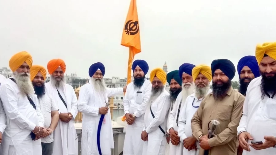 SGP Committee / अब नहीं फहराया जाएगा गुरुद्वारे में भगवा झंडा, SGPC ने लिया बड़ा फैसला