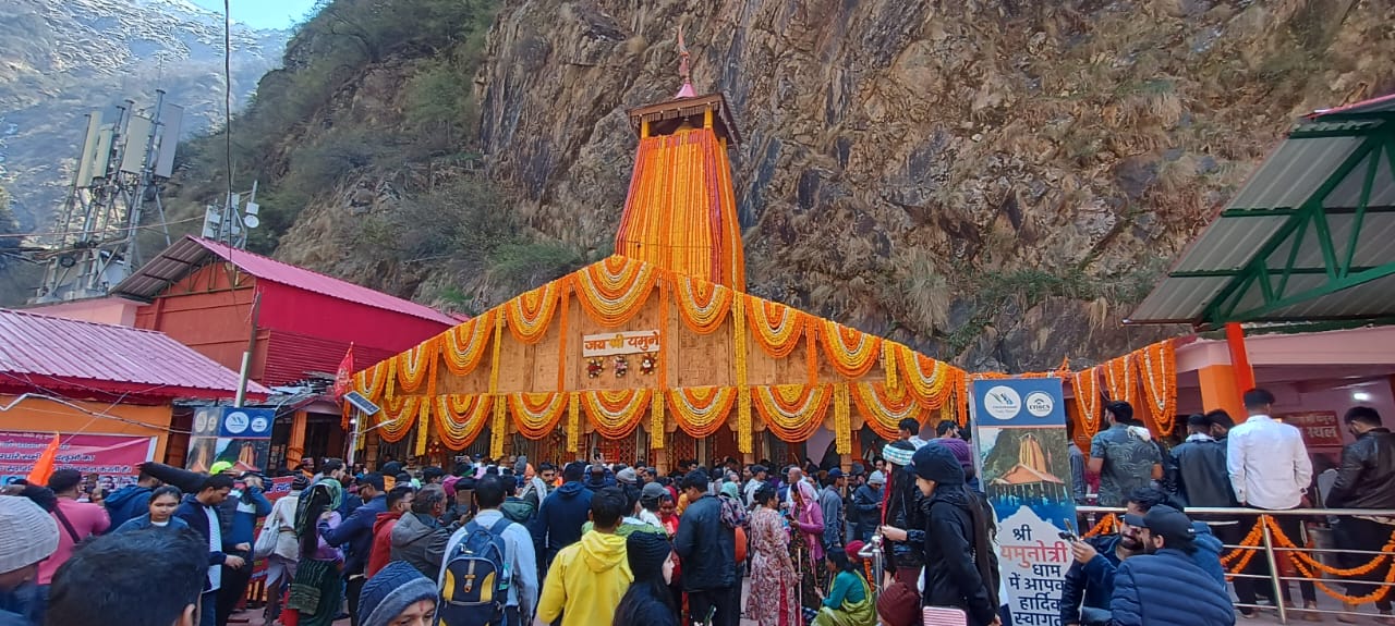 उत्तराखण्ड : रिकार्ड संख्या में चारों धामों  यात्रा सुचारू और सुव्यवस्थित रूप से संचालित