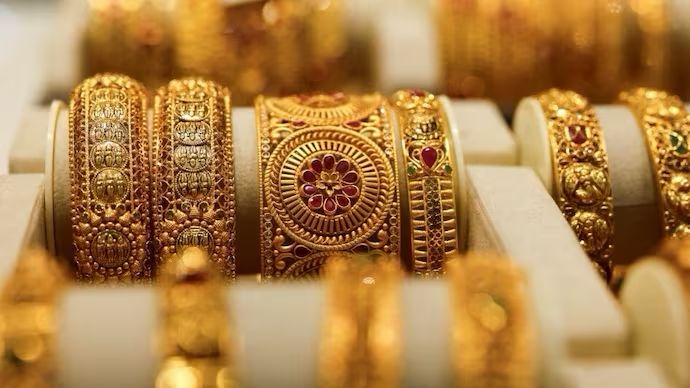 Gold Hits Record Highs This Dhanteras: Should You Buy Now?