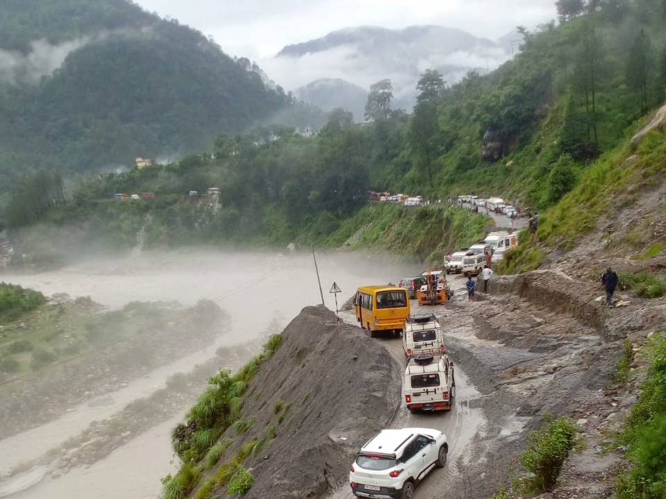 उत्तराखंड - इन जिलों में भारी बारिश का अलर्ट, सतर्क रहें