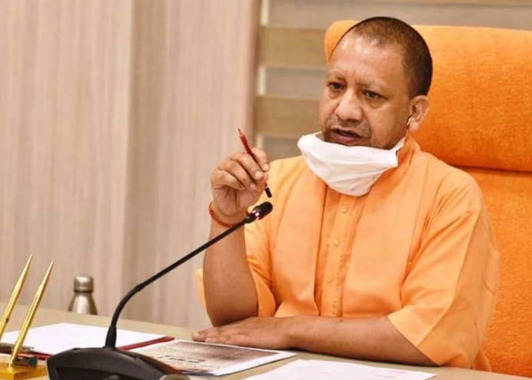 CM YOGI ने ‘ट्रेस, टेस्ट एण्ड ट्रीट’ की नीति के अनुरूप कोविड-19 से बचाव और उपचार की व्यवस्थाओं को प्रभावी ढंग से जारी रखने के निर्देश दिए