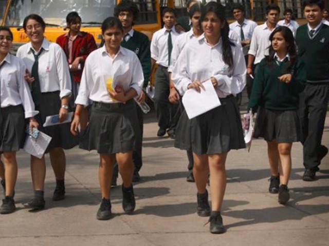 ICSE 10वीं और 12वीं के नतीजे घोषित, कोलकाता के देवांग और बेंगलुरू की विभा को मिला 100% अंक