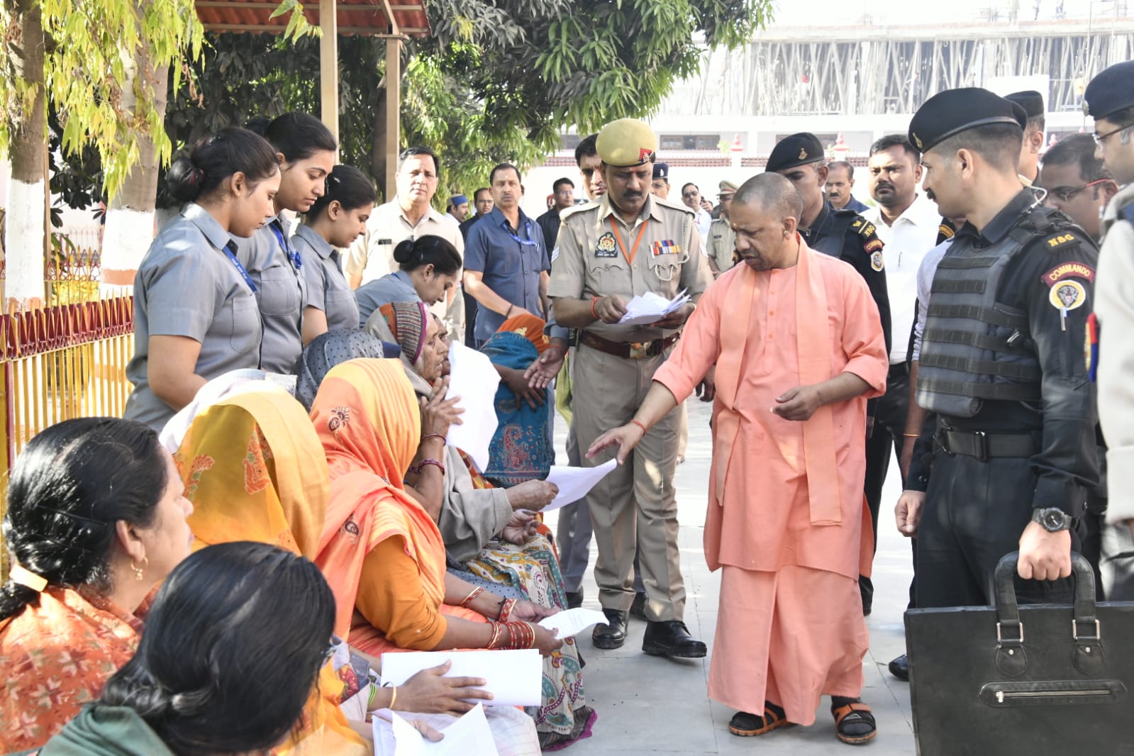 मुख्यमंत्री योगी का वादा; सड़क, बिजली, आवास, पूरी होगी सबकी आस