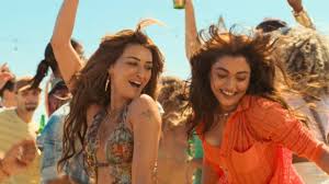  रश्मिका मंदाना की दिखी मस्ती,'कॉकटेल-2' के सेट पर शाहिद व कृति के साथ सिसिली में जमकर किया डांस