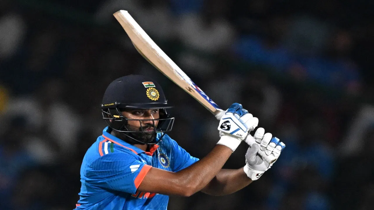 Rohit Sharma Century: हिटमैन रोहित शर्मा का तूफानी खेल , शतक लगाकर तोड़ा सचिन का वर्ल्ड रिकॉर्ड