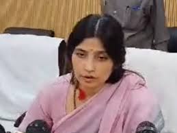 नागपुर में हुई घटना के लिए महाराष्ट्र सरकार जिम्मेदार : डिंपल यादव