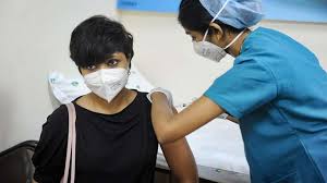 Preparation starts in war-footing as UP Govt sets the target of vaccinating 10 crore people in the next three months