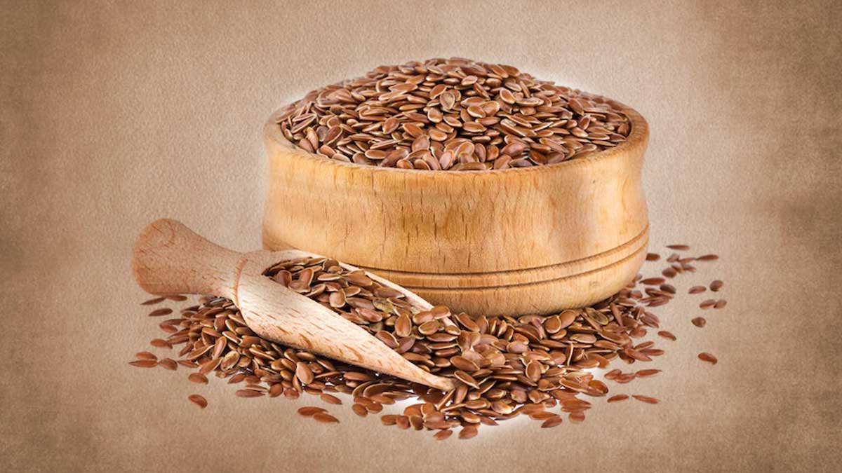 Alsi Seeds Benefits: प्रोटीन से भरा है ये बीज, हार्ट को बनाए हेल्दी; दर्द व सूजन को करे दूर