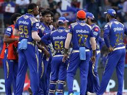 MI vs RCB, 7th T20, : बेंगलुरु में युवराज ने लगाया छक्‍कों की झड़ी