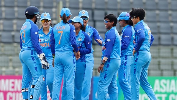 Women's Asia Cup / फाइनल में होगी भारत-पाकिस्तान भिड़ंत? शेफाली वर्मा के बाद दीप्ति शर्मा ने दिखाया दम