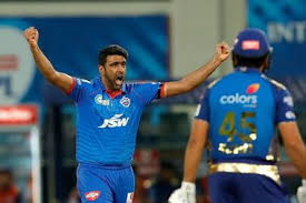 IPL 2020, MI vs DC, Qualifier 1 : अश्विन की घातक गेंदबाजी, मुंबई के टॉप 4 बैट्समैन पवेलियन लौटे, MI 101/4