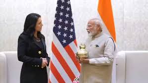 पीएम मोदी ने तुलसी गबार्ड को दिया महाकुंभ का पवित्र जल, अमेरिकी खुफिया प्रमुख ने प्रधानमंत्री को भेंट की 'तुलसी माला'