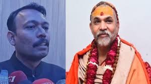 UP: सिटी मजिस्ट्रेट पद से इस्तीफा देने वाले PCS अफसर अलंकार अग्निहोत्री को शंकराचार्य का बड़ा प्रस्ताव