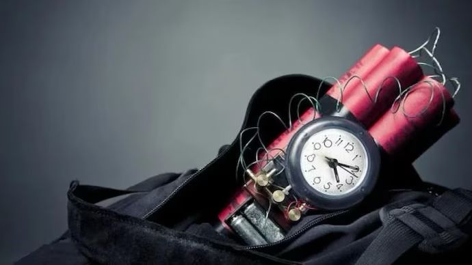 Bomb Threat Emails Shake Two Delhi University Colleges; Police Rush to Campuses