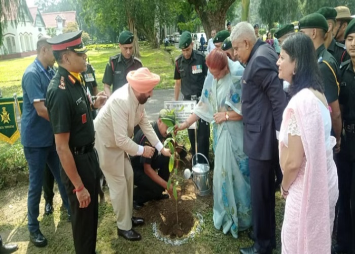 उत्तराखंड न्यूज़ : आरआईएमसी पहुंचे उपराष्ट्रपति जगदीप धनखड़, पाैधरोपण के बाद कैडेट्स को किया संबोधित