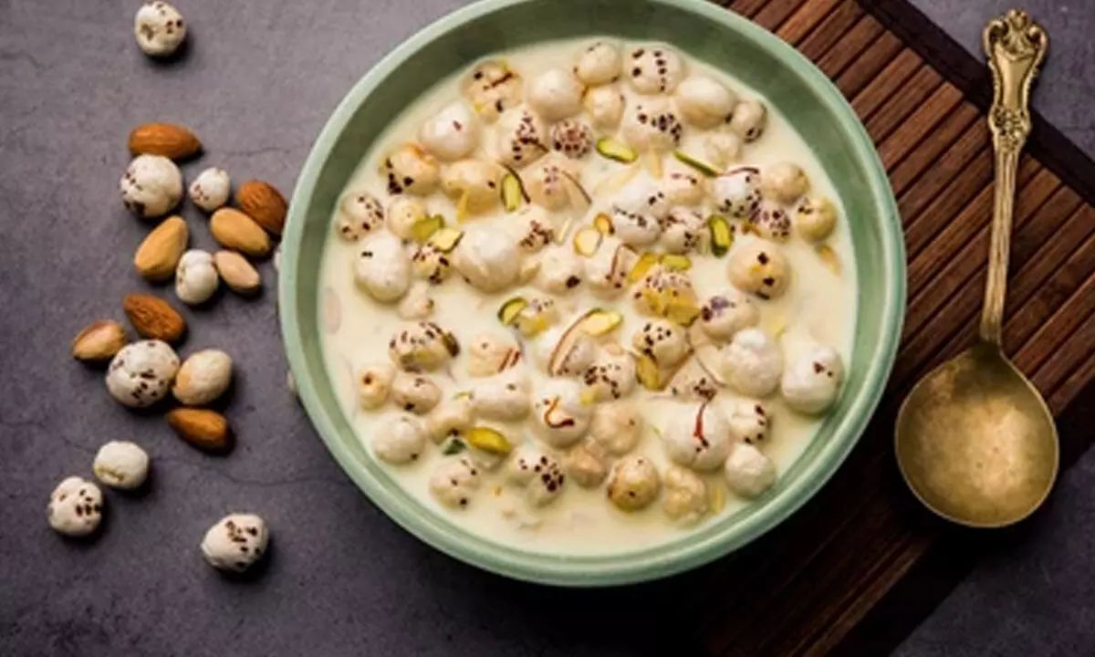 Can Makhana in Hot Milk Before Bed Prevent Hair Fall? Experts Weigh In