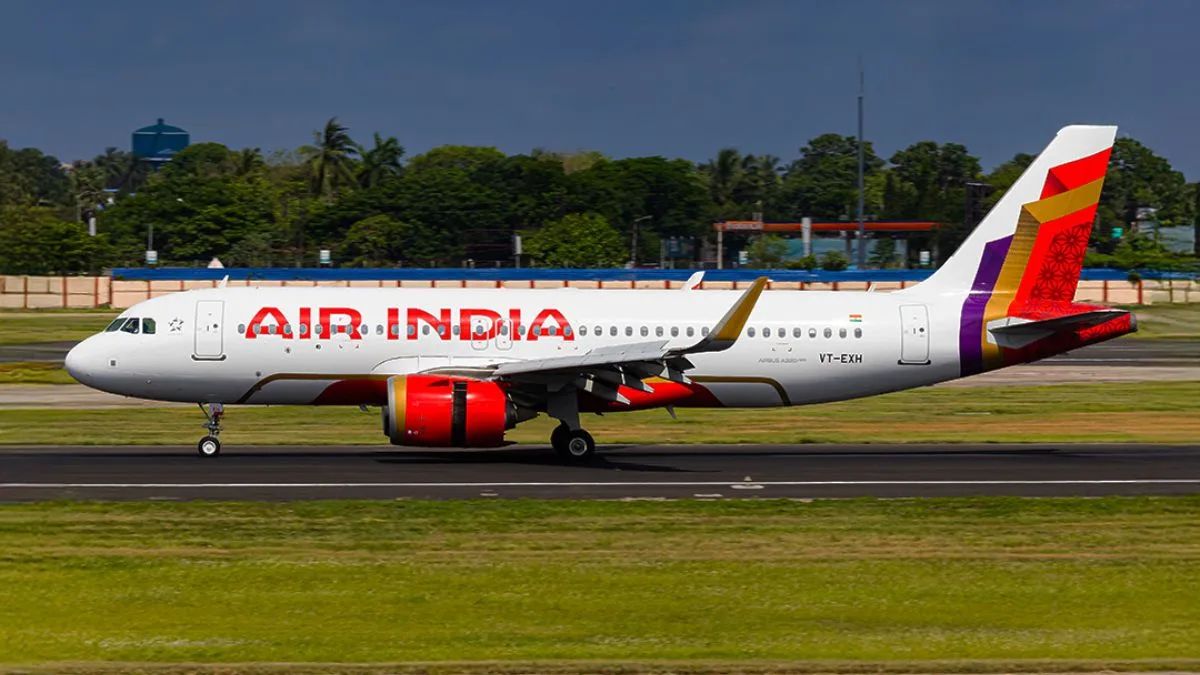 Air India Express Passenger Mistakenly Approaches Cockpit Mid-Flight, Causes Scare