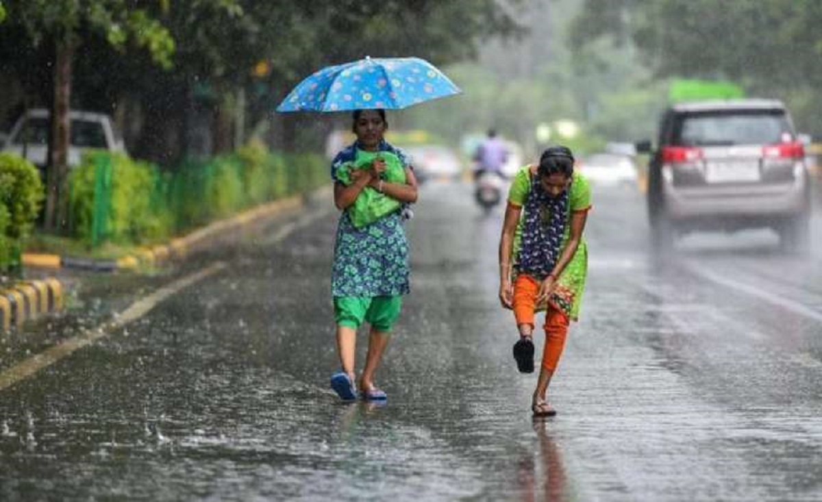 Weather Forecast: दिल्ली समेत उत्तर भारत में बारिश का अलर्ट, अगले कुछ दिनों तक सुहावना रहेगा मौसम