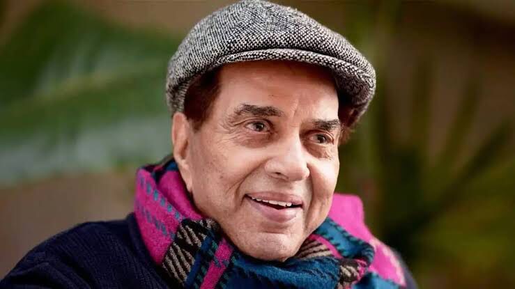 Dharmendra Passes Away: PM Narendra Modi Pays Heartfelt Tribute as Film Industry Unites in Grief