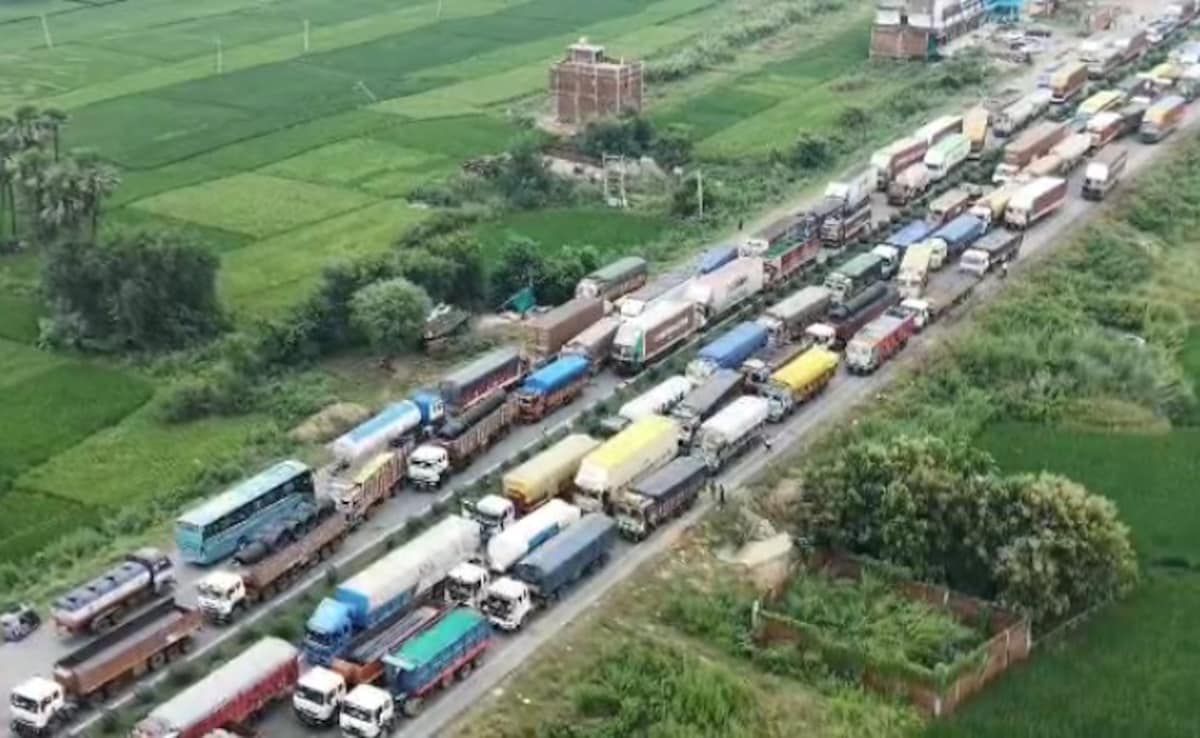 Four-Day Traffic Snarl On Delhi-Kolkata Highway After Heavy Rains In Bihar