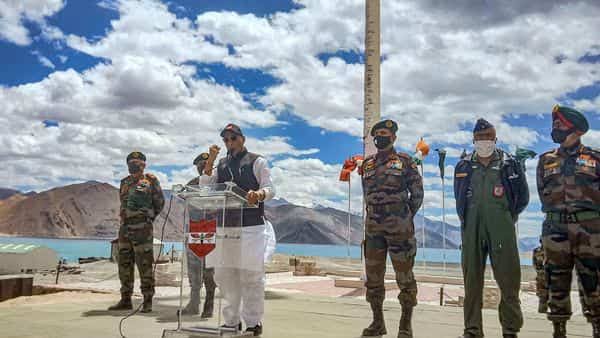 प्रॉक्सी वॉर लड़ रहा पाक- भारत के आत्म सम्मान पर चोट नहीं करेंगे बर्दाश्‍त राजनाथ सिंह