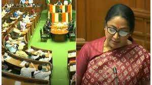 दिल्ली विधानसभा में बजट पेश कर रहीं सीएम रेखा गुप्ता, लगे मोदी-मोदी के नारे