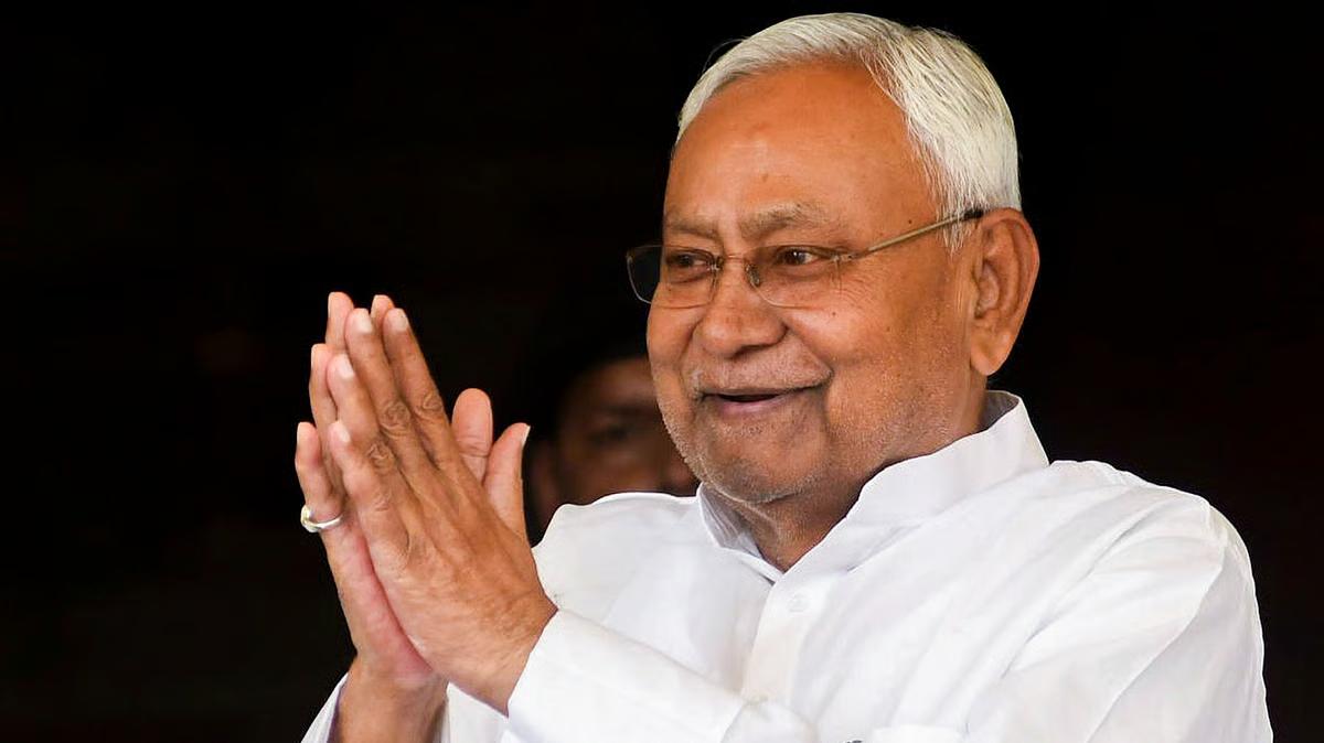 Bihar Govt Formation 2025: Nitish Kumar Resigns; NDA Moves Toward New Power-Sharing Plan 