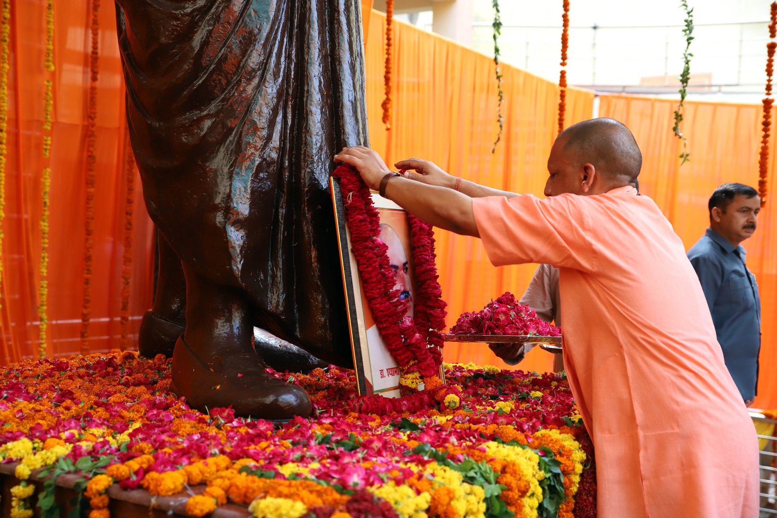 भारत और भारतीयता के लिए समर्पित था डॉ. श्यामा प्रसाद मुखर्जी का जीवन: सीएम योगी