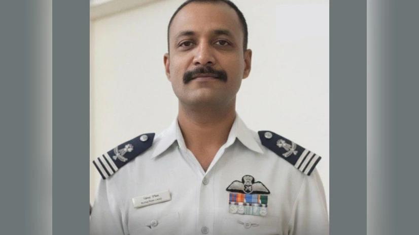 Who Was Wing Commander Namansh Syal, Pilot Who Died In Dubai Tejas Crash