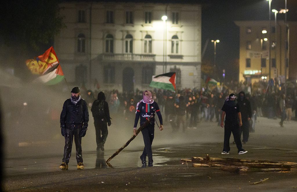 Clashes Erupt at Pro-Palestinian March Ahead of Italy vs Israel World Cup Qualifier